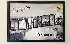 Econo Lodge Pembroke Ontario